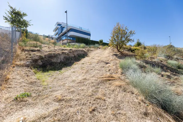 Parcela residencial con proyecto y licencia para construir ya — 17