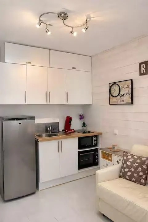 Estudio reformado en primera línea de playa con licencia turística – Empuriabrava — 16