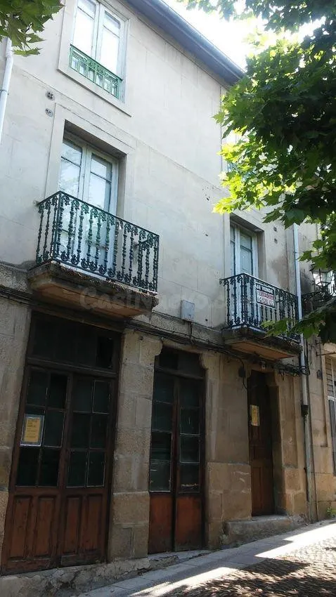 Edificio Céntrico en Ourense: Oportunidad para Inversores - foto 2