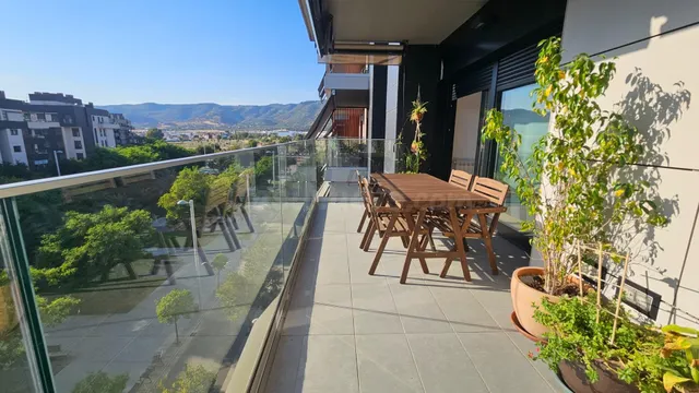 Arruzafilla. Espectacular piso de 4 dormitorios, 2 terrazas y 2 plazas de garaje — 3
