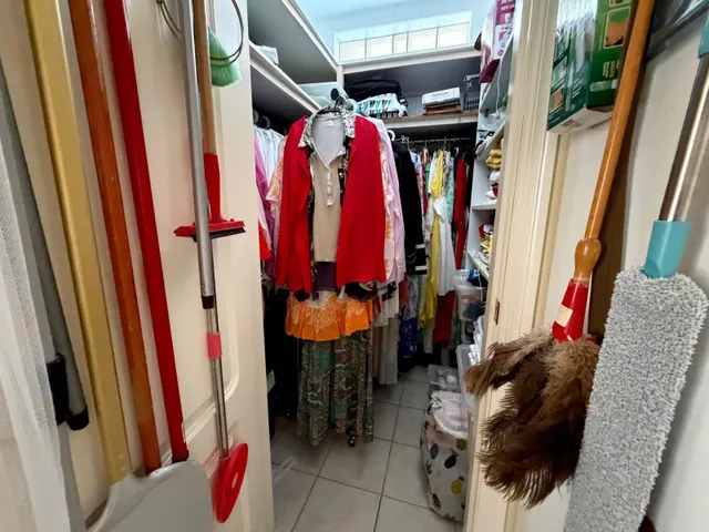 Chalet de lujo en Cabo Roig con 5 hab 5 baños picina propia chalet estilo americano — 36