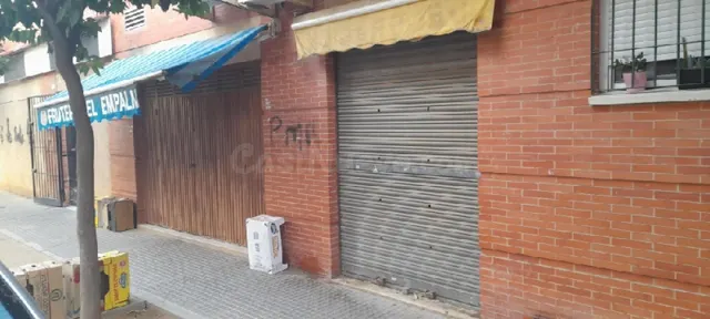 Venta de Local Comercial en Sevilla - foto 3