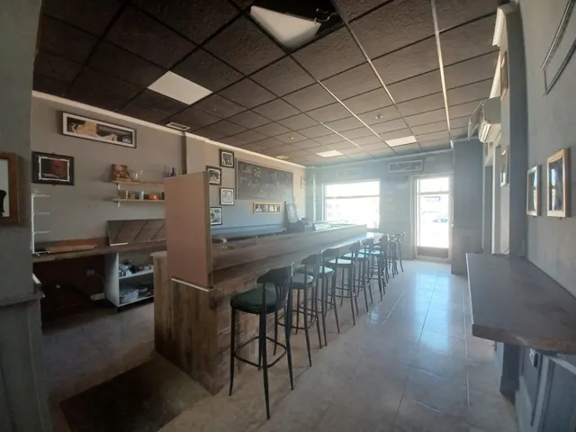Local Comercial en Venta – Ubicación Inmejorable en Orihuela Costa — 3