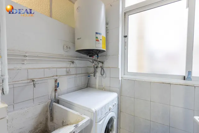 Piso ideal para inversión con alta rentabilidad junto a facultades de  Cartuja en Granada — 29