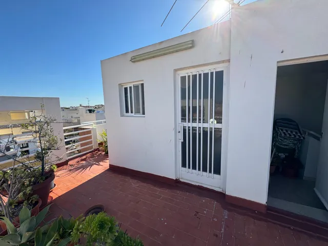 Vivienda Unifamiliar con dos pisos independientes — 22