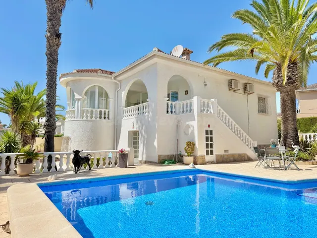 Villa 4 habitaciones 230m² en venta - Centro de la Ciudad Qu - foto 2
