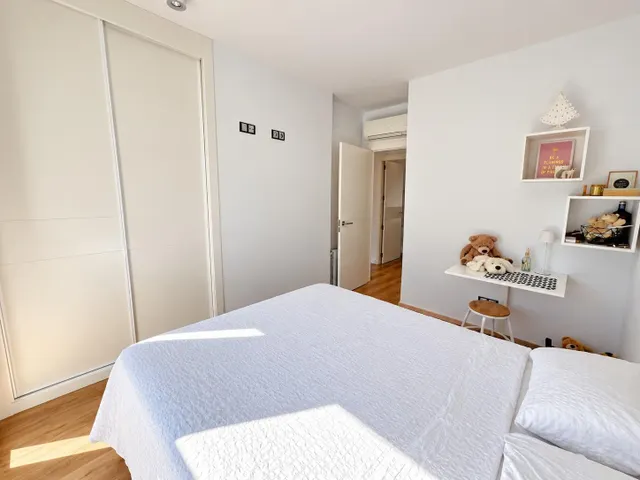 Preciosa casa de esquina con 3 dormitorios, amplia parcela privada y vistas panorámicas en Albir — 36