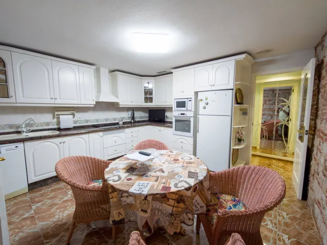 ¿Y si tu próxima casa estuviera en el corazón de Elche… y pudieras adaptarla a tu manera? ✨ — 18
