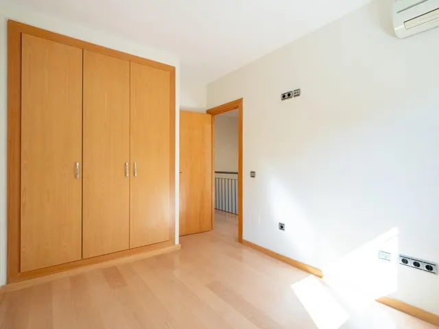 Adosado 4 habitaciones 240m² en venta - Centro — 24