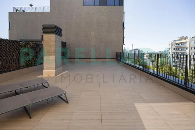 Precioso Ático de obra seminueva  con 2 plazas de aparcamiento y 2 trasteros incluidos — 24