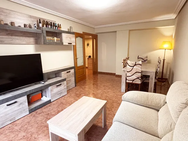 Se vende magnífico piso Zona Ayora - Pacheco y Torrens — 13