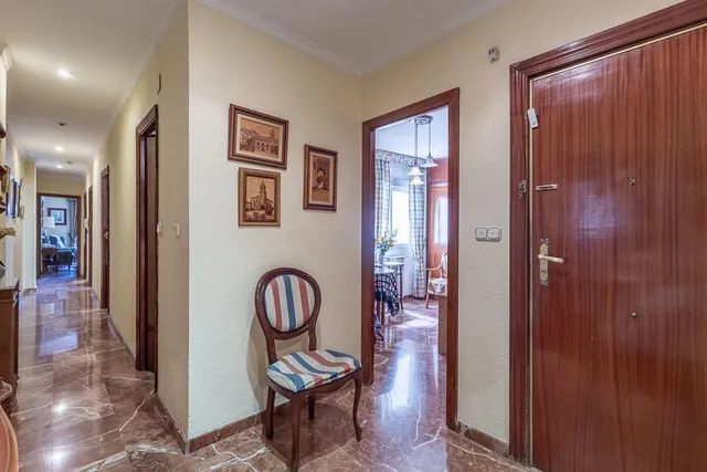 PISO EN PEDRO ANTONIO DE ALARCON — 23