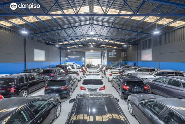 Nave industrial en venta en Atarfe (Granada) | 757 m2 constr