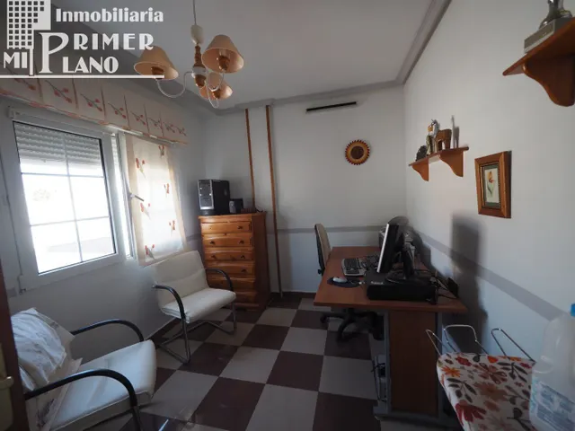 CASA DE DOS PLANTAS JUNTO A C/ DOÑA CRISANTA POR 195.000 € — 21