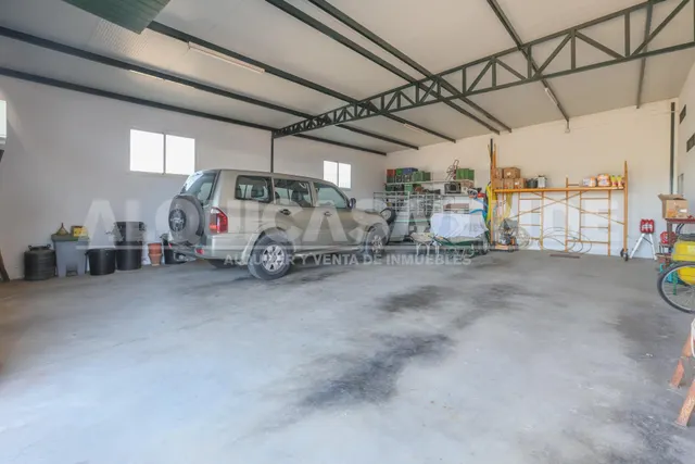 ¡Gran Oportunidad de Inversión! Parcela urbana de 2.400 m2 segregable en 3 parcelas de 800 m2 con chalet existente en Urb. Santa Genoveva — 14
