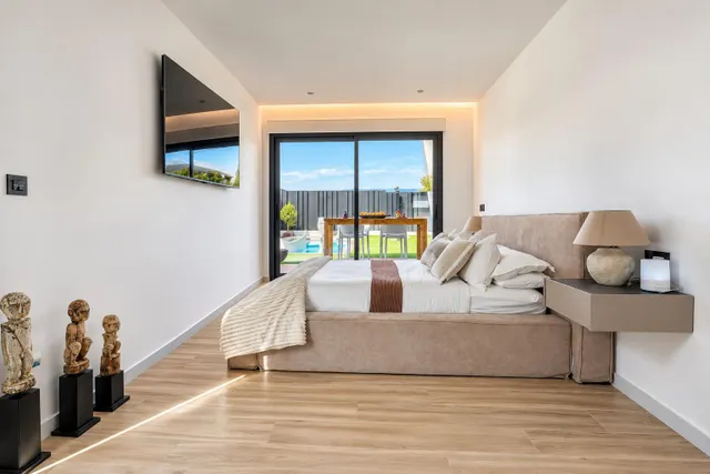 Chalet con parcela privada y piscina en La Quinta, Molina de Segura — 46