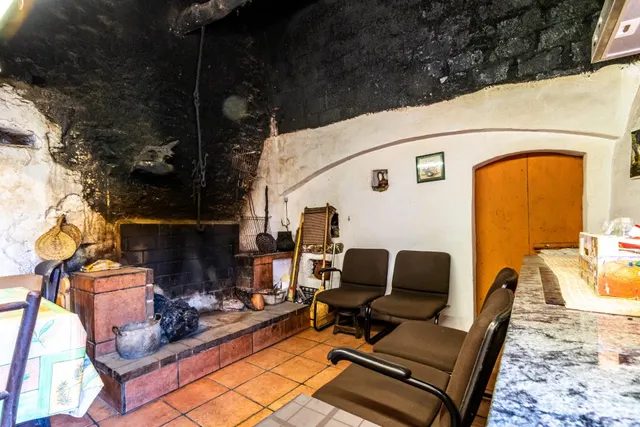 MASIA L'ILLA — 11