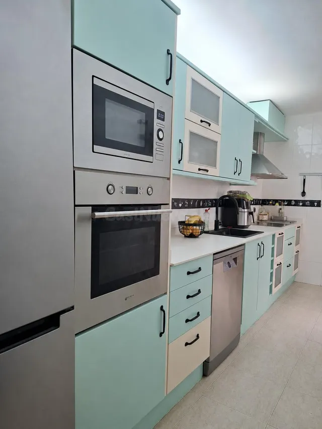 Amplio y Moderno Piso de 3 habitaciones con Terraza en Zona  - foto 4