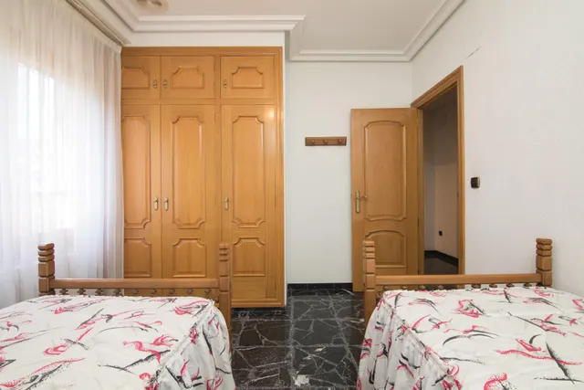 ESPECTACULAR CHALET EN ZONA CIUDAD JARDIN — 14