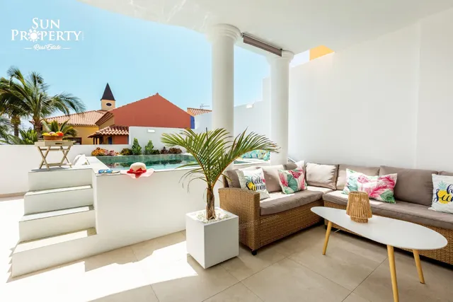 VILLA ADOSADA CON IMPRESIONANTES VISTAS AL MAR EN PLAYA PARA - foto 3