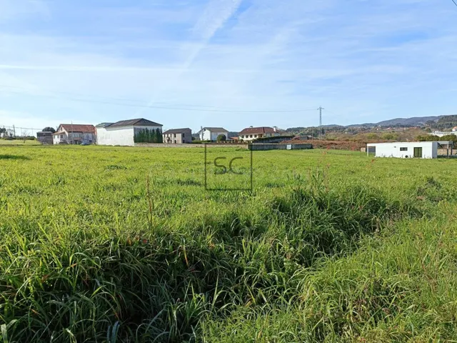 Terreno edificable en Meirás