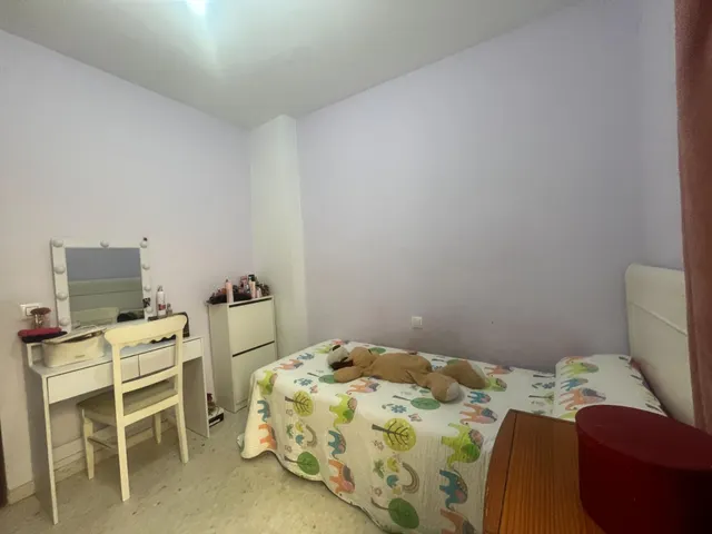 ESPECTACULAR PISO EN AVDA PUERTA DEL SUR — 38