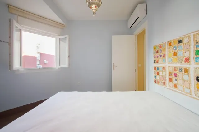Bonito piso próximo a Santa Justa con terraza y ascensor. — 9