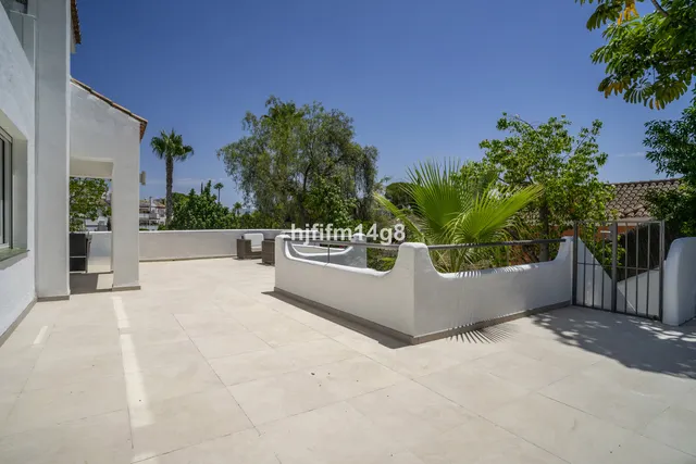 Chalet 4 habitaciones 239m² en venta - Marbella — 22