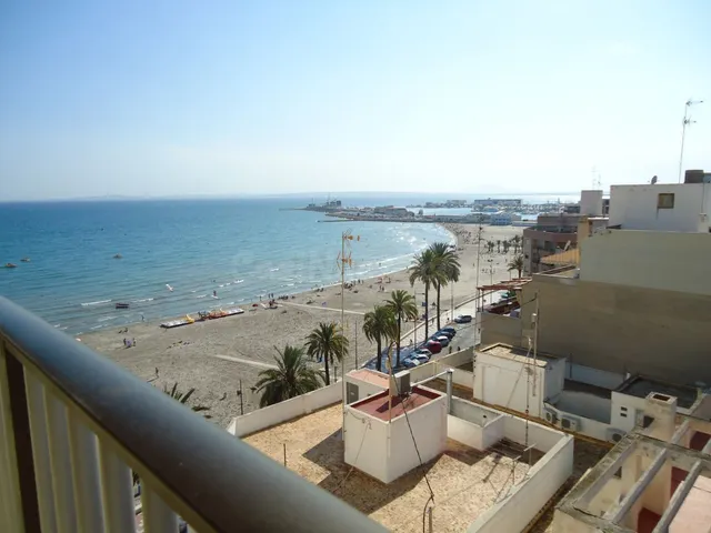 Piso 4 habitaciones 96m² en venta - Playa Levante - foto 2