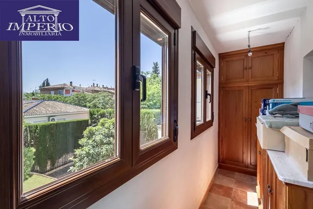 Chalet Exclusivo en Camino Bajo de Huétor — 26