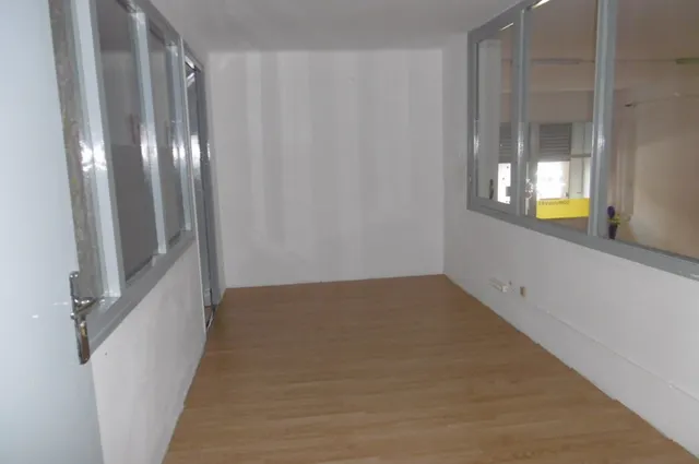 Local comercial en Zona Ferreries — 5