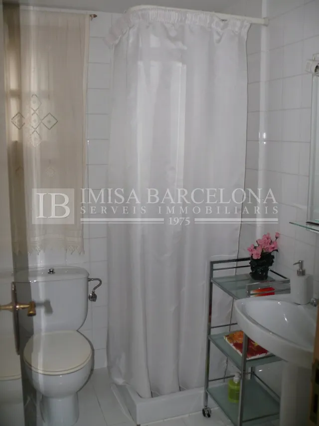 PRECIOSO PISO EN EL EXCLUSIVO COMPLEJO RESIDENCIAL LES LLOSES — 11