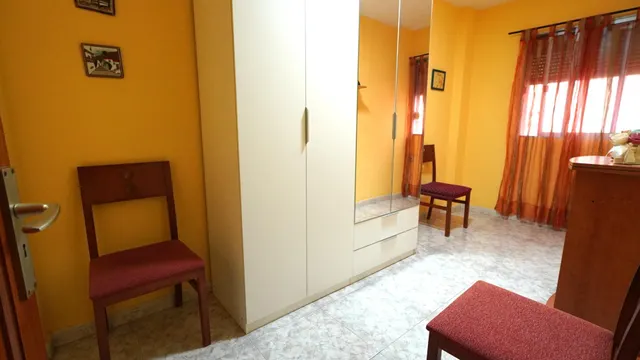 Piso de 3 dormitorios en arenales – calle obispo vela, Las Palmas de Gran Canaria — 16