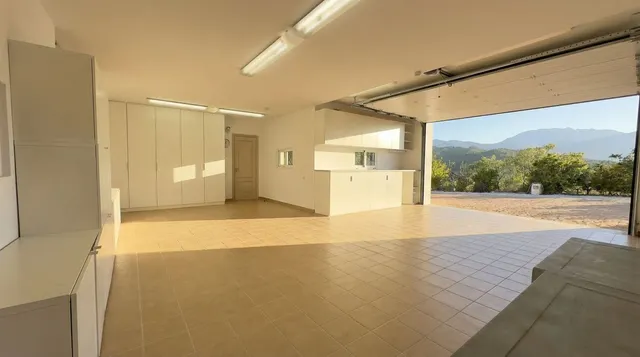 Chalet 4 habitaciones 357m² en venta - South of spain — 28
