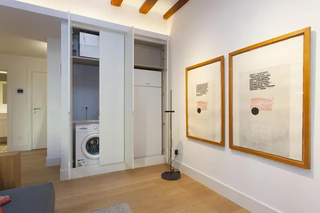 Piso en venta calle Banys Nous — 13