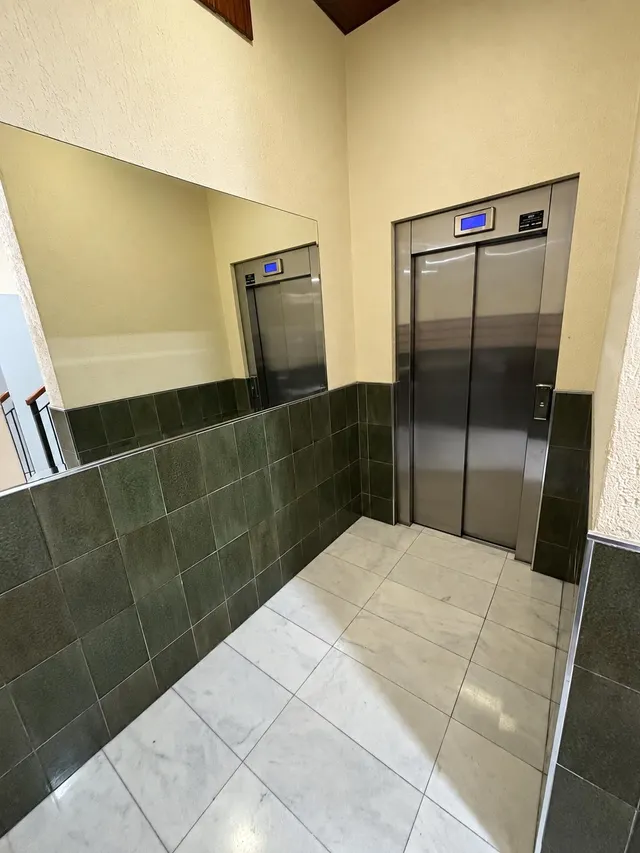 Amplia y bonita vivienda con garaje en calle italia (junto a plaza séneca) — 27