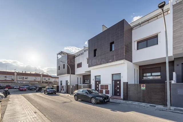 Espectacular casa en Maracena — 2