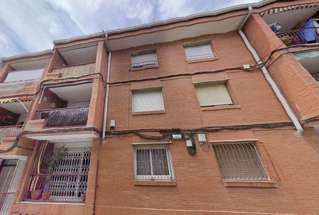 SE VENDE piso OKUPA en C CALLE CASTELLERS de Cubelles, Barce