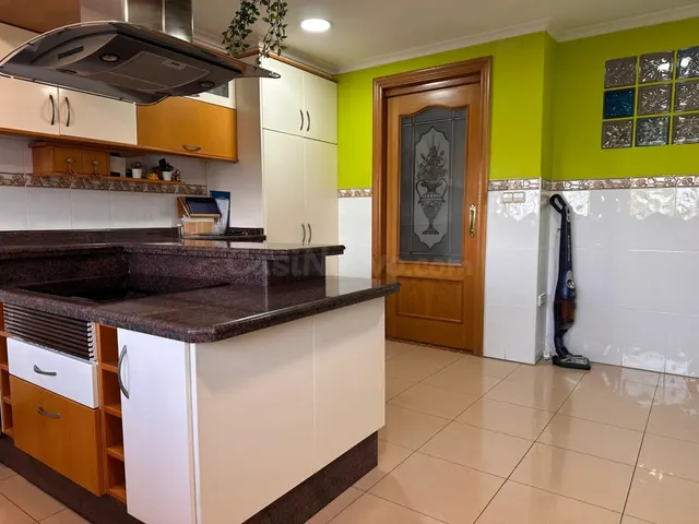 Luminoso piso de 3 habitaciones en Aldaia. — 5