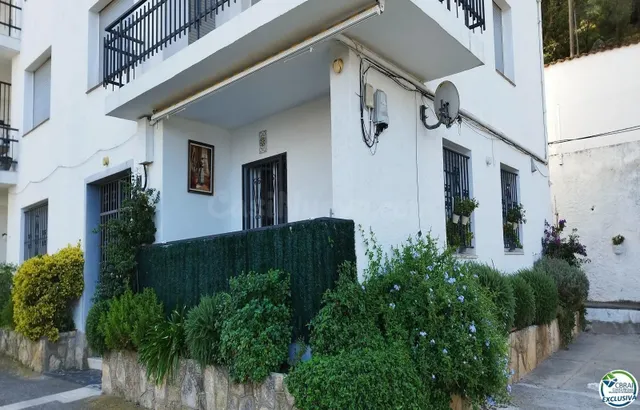 ROSES-LLOSA: Apartamento con vistas al mar en venta - foto 2