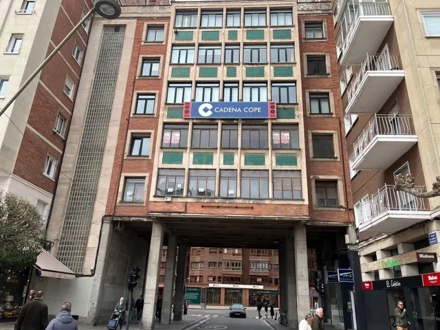 OFICINA CENTRO EXTERIOR - foto 2