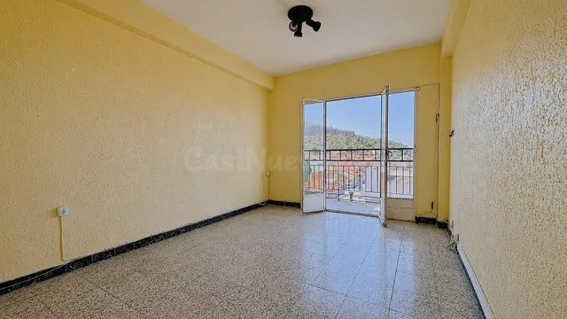 Piso en venta en Passeig del Pais Valencia, Corbera - foto 4