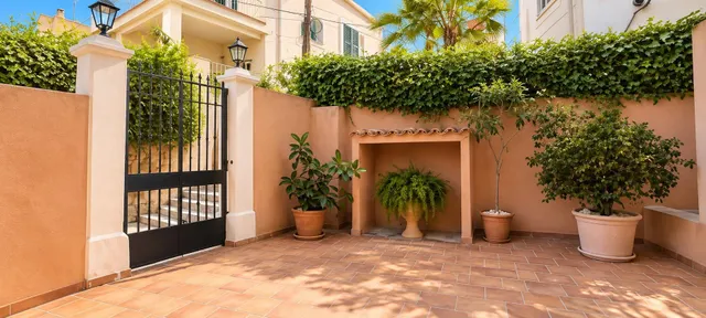 Piso con terraza y piscina en El Terreno, Palma — 22