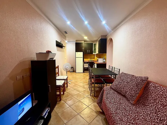 Apartamento de 2 dormitorios con plaza de aparcamiento y tra - foto 3