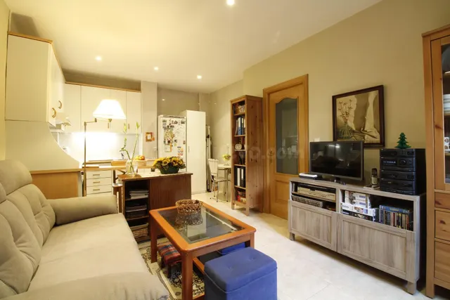 Magnifico apartamento en Entrevías, Madrid, totalmente amueb - foto 4