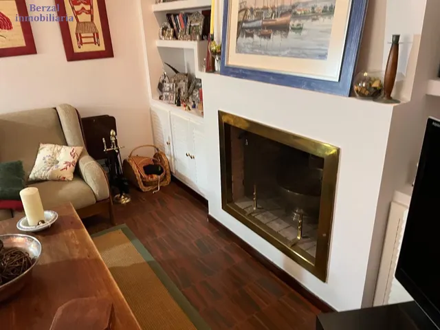 Casa en parcela de casi cuatro mil metros, con piscina, jardin, maravillosas vistas. — 36