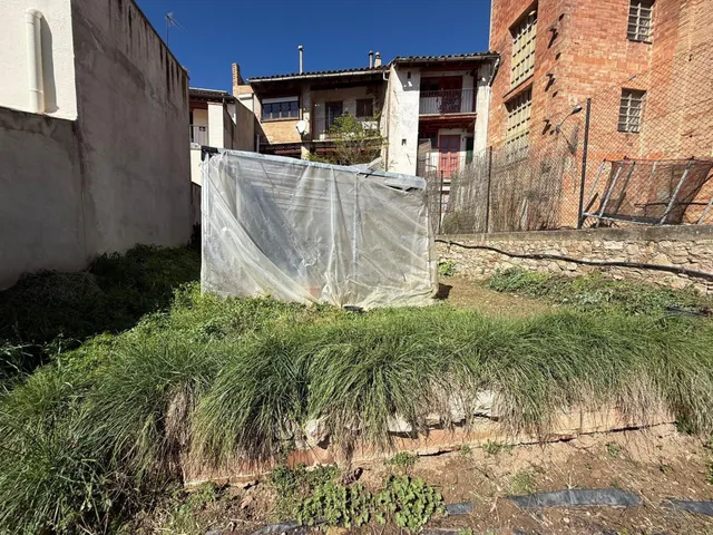 CASA PARA REHABILITAR EN EL CENTRO DE CENTELLES - foto 3