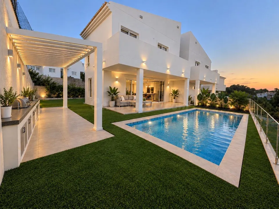 Chalet Adosado Nuevo en Monserrat – Tu Hogar, Tu Espacio