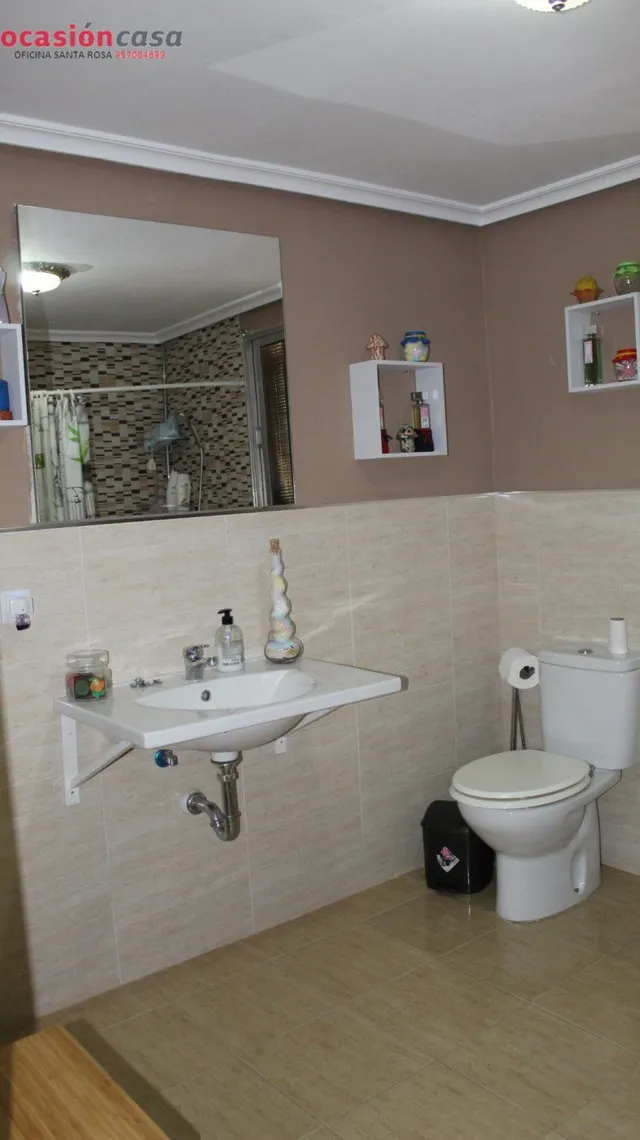 CHALET EN LA COLINA — 17