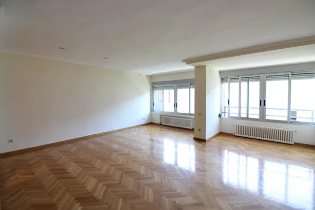 EXCLUSIVA VIVIENDA DE CASI 200M2, REFORMADA A ESTRENAR Y A POCOS PASOS DEL CAUCE DEL TURIA — 5